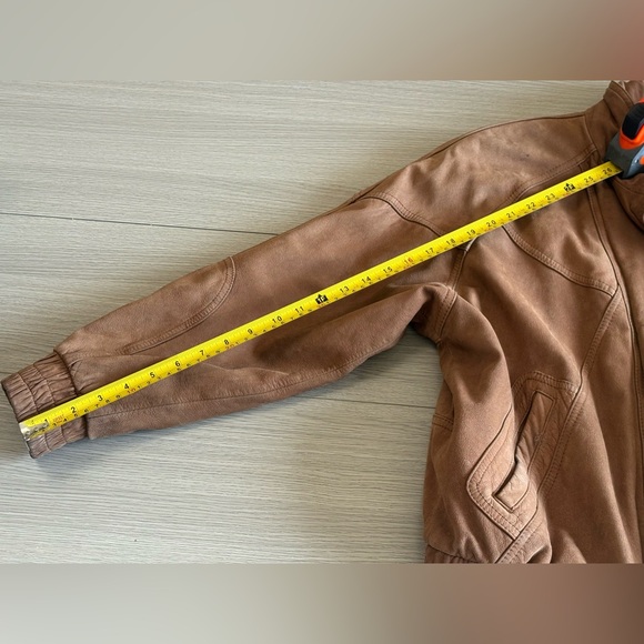 Men's Tan Suede Bomber Jacket - Picture 4 of 7